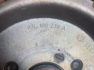 bontott AUDI A4 B8 Vezérműkerék