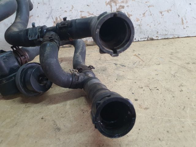 bontott AUDI A4 B8 Vízcső