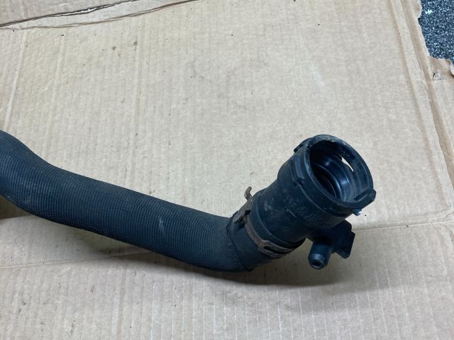 bontott AUDI A4 B8 Vízcső