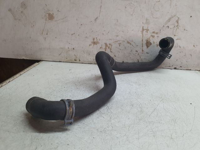 bontott AUDI A4 B8 Vízcső