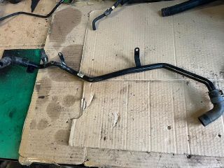 bontott AUDI A4 B8 Vízcső