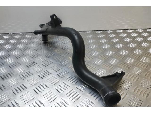 bontott AUDI A4 B8 Vízcső