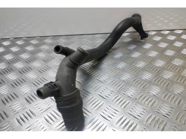 bontott AUDI A4 B8 Vízcső