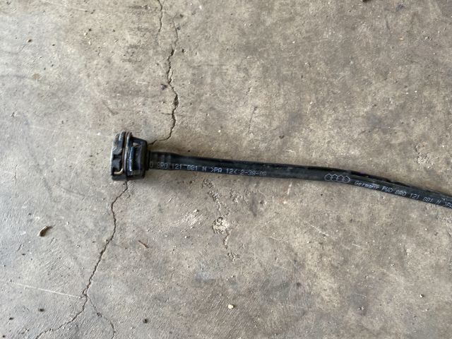 bontott AUDI A4 B8 Vízcső