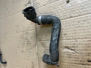 bontott AUDI A4 B8 Vízcső