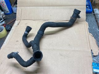 bontott AUDI A4 B8 Vízcső