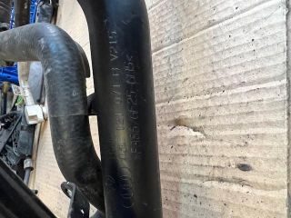 bontott AUDI A4 B8 Vízcső