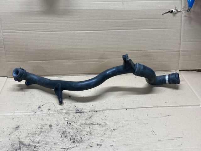 bontott AUDI A4 B8 Vízcső