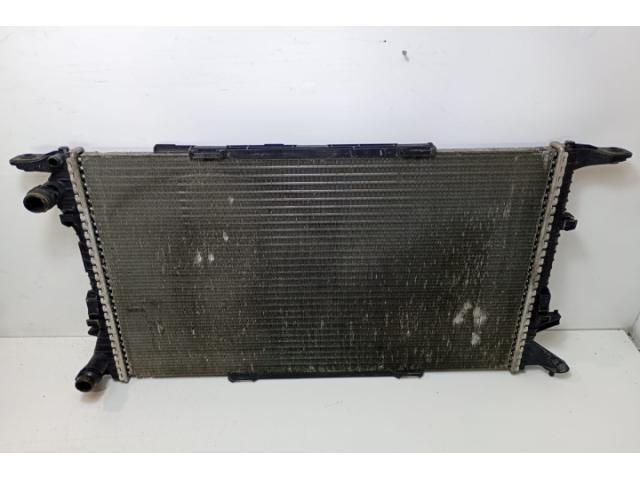 bontott AUDI A4 B8 Vízhűtő Radiátor (Nem klímás)