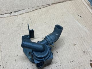 bontott AUDI A4 B8 Vízpumpa