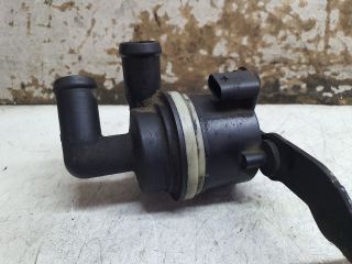 bontott AUDI A4 B8 Vízpumpa