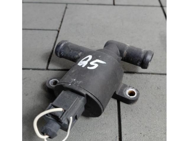 bontott AUDI A4 B8 Vízpumpa