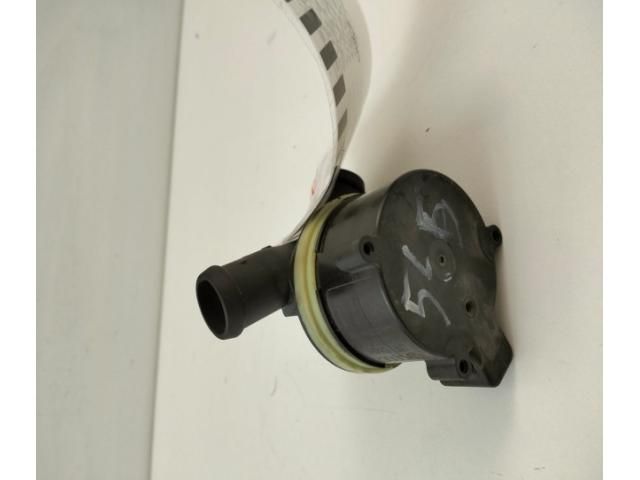 bontott AUDI A4 B8 Vízpumpa