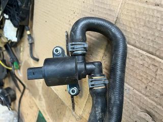 bontott AUDI A4 B8 Vízpumpa