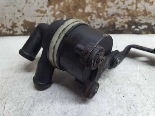 bontott AUDI A4 B8 Vízpumpa