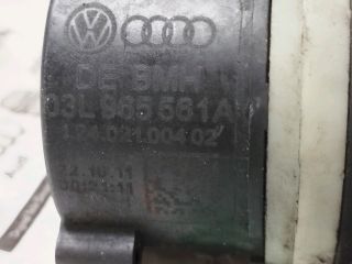 bontott AUDI A4 B8 Vízpumpa