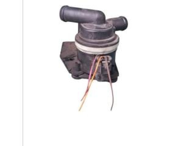 bontott AUDI A4 B8 Vízpumpa