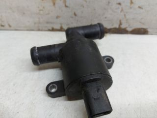 bontott AUDI A4 B8 Vízpumpa