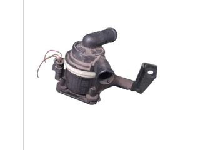 bontott AUDI A4 B8 Vízpumpa