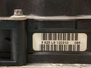 bontott AUDI A4 B8 ABS Kocka