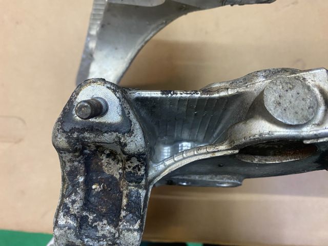 bontott AUDI A4 B8 Első Bölcső