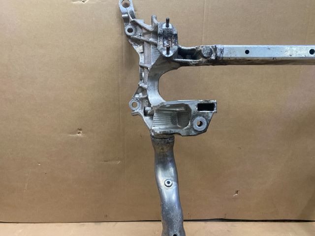 bontott AUDI A4 B8 Első Bölcső