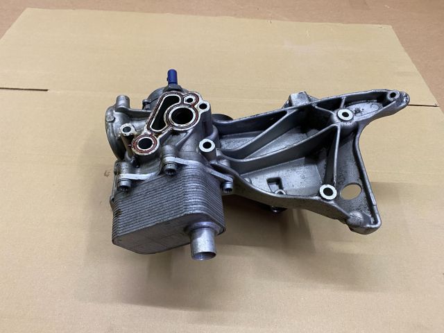 bontott AUDI A4 B8 Generátor Tartó Bak