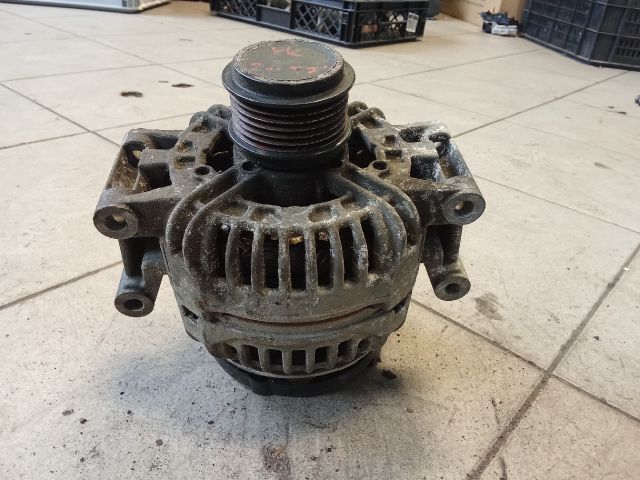 bontott AUDI A4 B8 Generátor