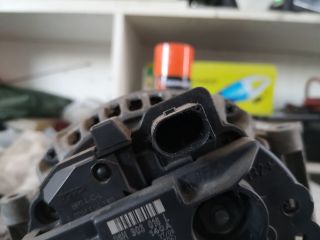 bontott AUDI A4 B8 Generátor