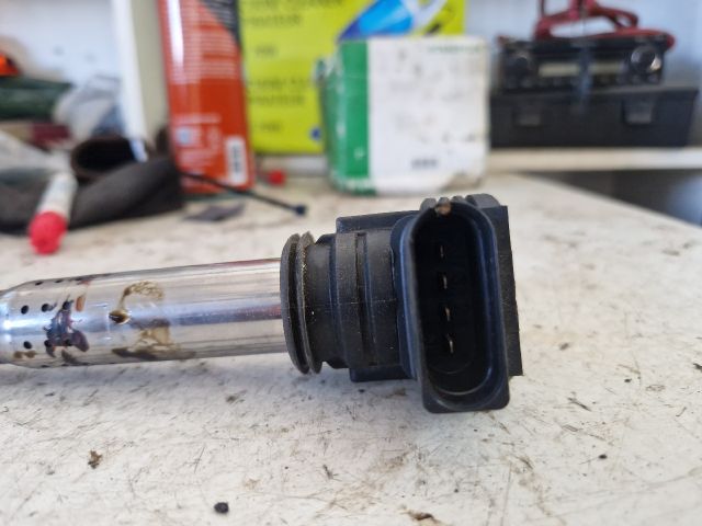 bontott AUDI A4 B8 Gyújtótrafó