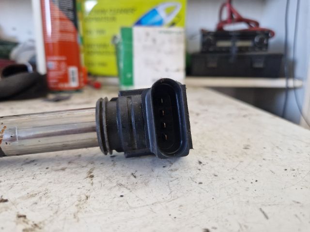 bontott AUDI A4 B8 Gyújtótrafó