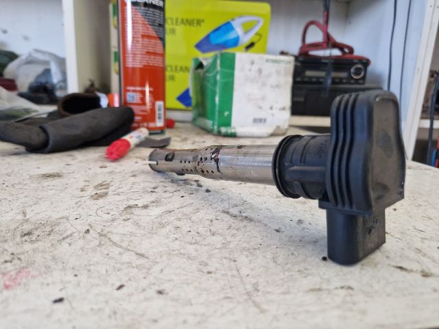 bontott AUDI A4 B8 Gyújtótrafó