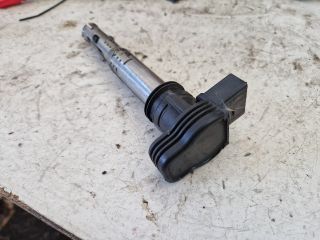 bontott AUDI A4 B8 Gyújtótrafó