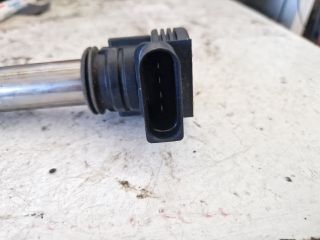 bontott AUDI A4 B8 Gyújtótrafó