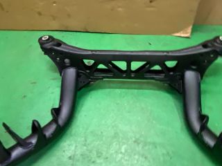 bontott AUDI A4 B8 Hátsó Bölcső