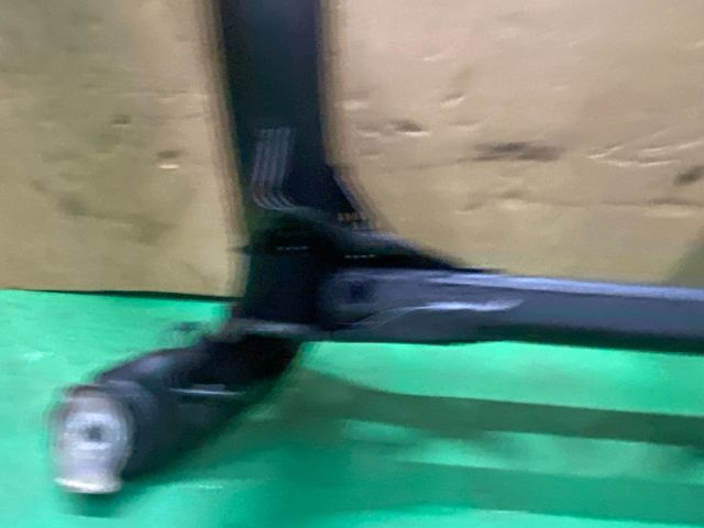 bontott AUDI A4 B8 Hátsó Bölcső