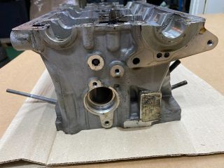 bontott AUDI A4 B8 Hengerfej