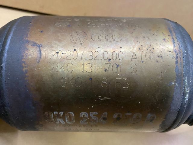 bontott AUDI A4 B8 Katalizátor