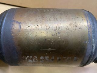 bontott AUDI A4 B8 Katalizátor