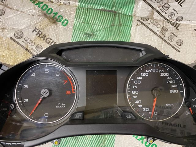 bontott AUDI A4 B8 Kilométeróra