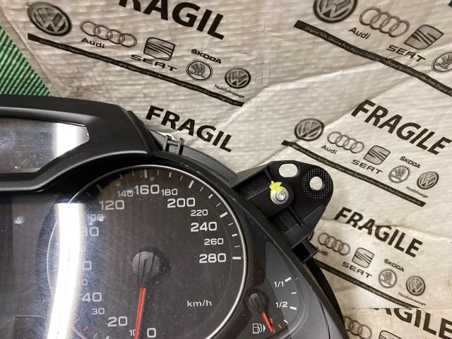 bontott AUDI A4 B8 Kilométeróra
