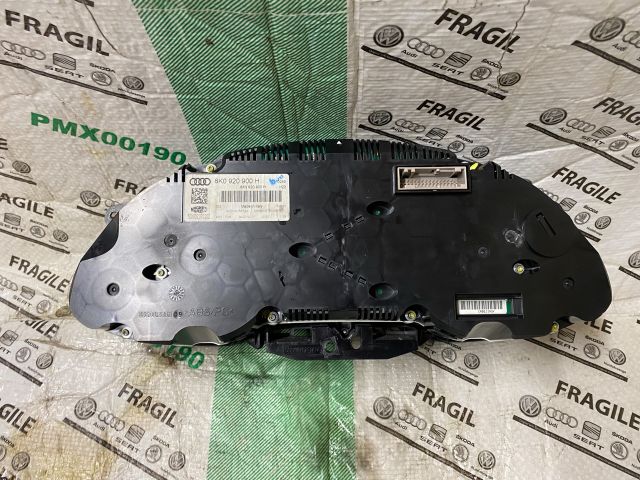 bontott AUDI A4 B8 Kilométeróra