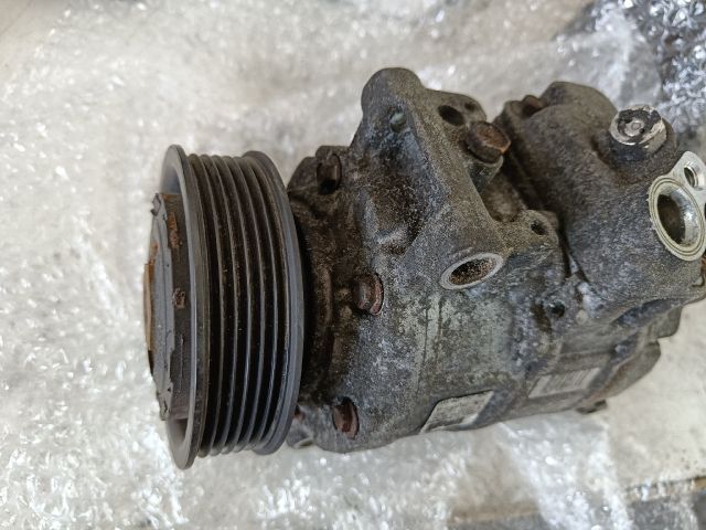 bontott AUDI A4 B8 Klímakompresszor