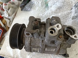 bontott AUDI A4 B8 Klímakompresszor