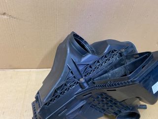 bontott AUDI A4 B8 Légszűrő Ház