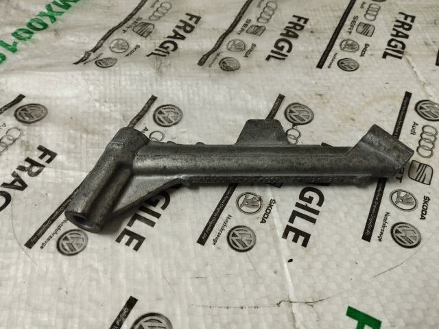 bontott AUDI A4 B8 Motor Tartó Bak (Fém)