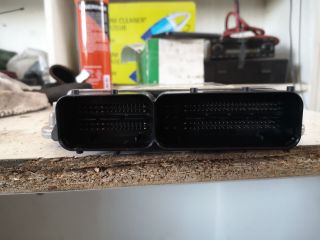 bontott AUDI A4 B8 Motorvezérlő