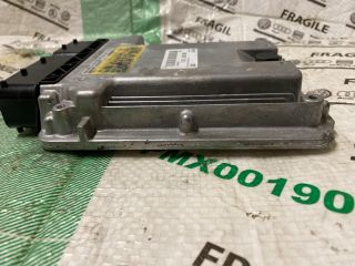 bontott AUDI A4 B8 Motorvezérlő