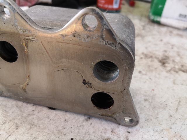 bontott AUDI A4 B8 Olajhűtő