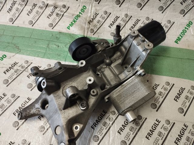 bontott AUDI A4 B8 Olajszűrő Ház